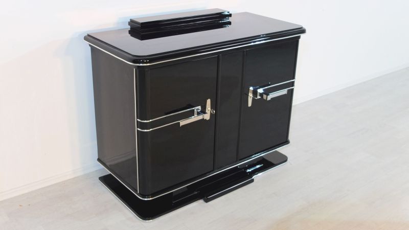Kleine französische Art-Deco-Kommode