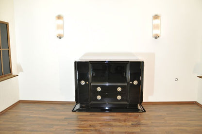 Art Deco Piano Lacquer Sideboard with a great Body