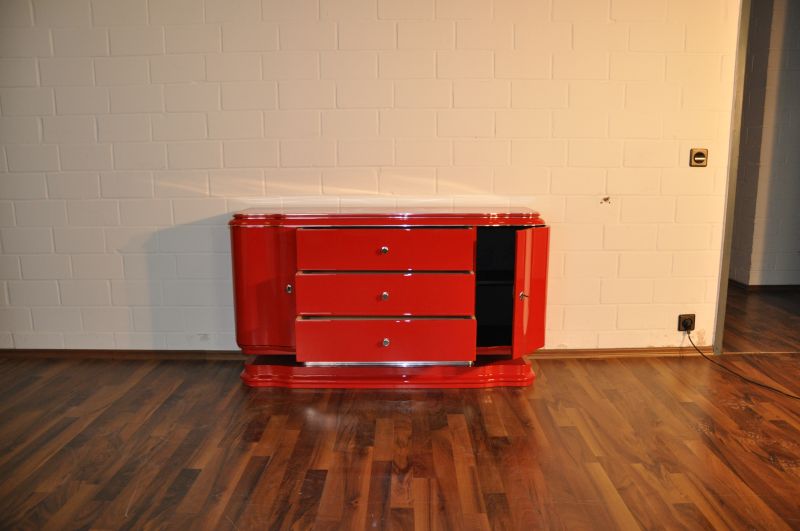 Rotes Art Deco Lowboard