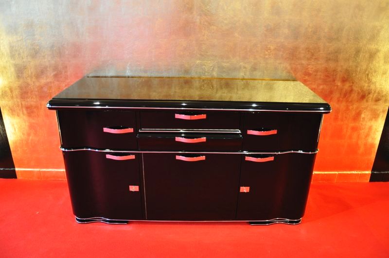 Belgisches Art-Deco-Sideboard aus Mons