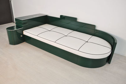 Hochglanz Art Deco Daybed aus Frankreich in Jaguar Racing Green