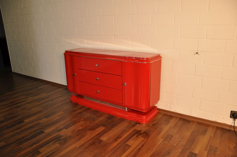 Rotes Art Deco Lowboard