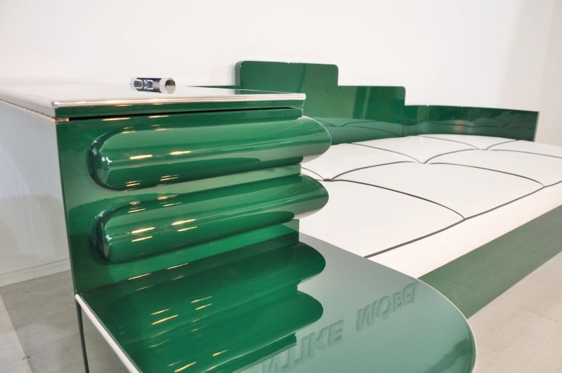 Hochglänzendes Art-déco-Tagesbett aus Frankreich in Jaguar Racing Green