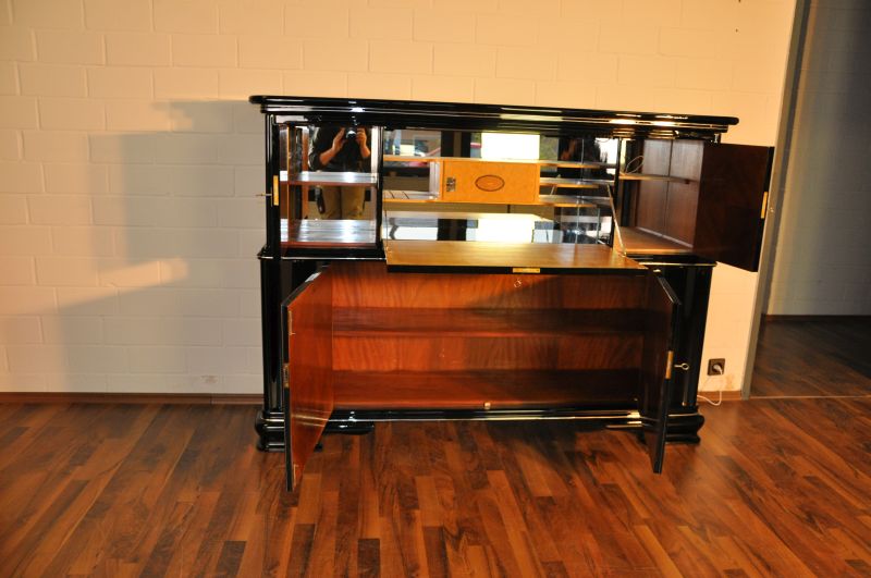 Sekretärin im französischen Art-Deco-Stil