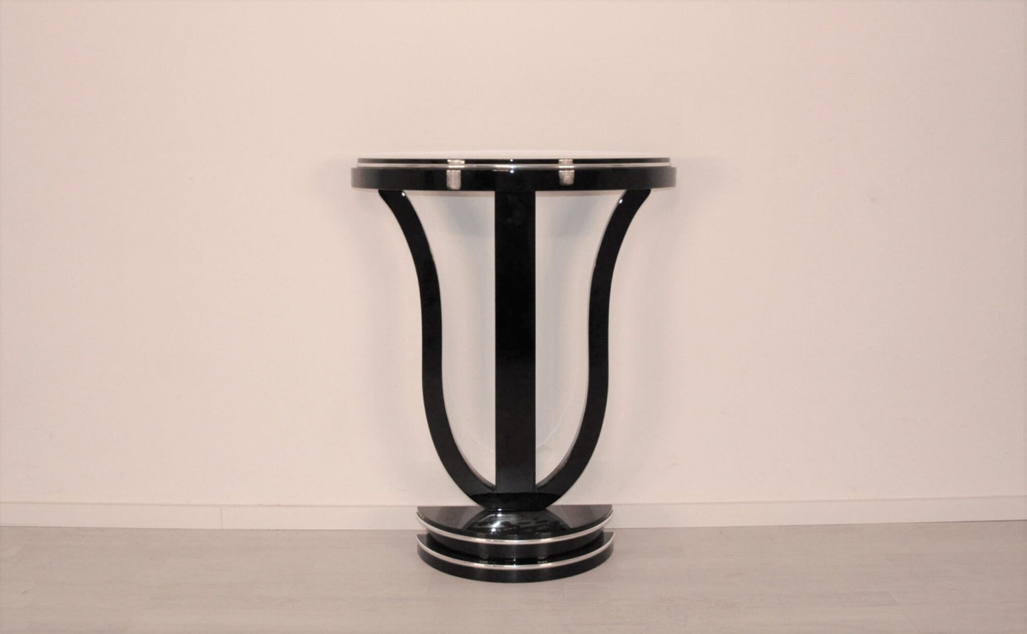 Art Deco Stil Wandkonsole in Klavierlack und Chrom