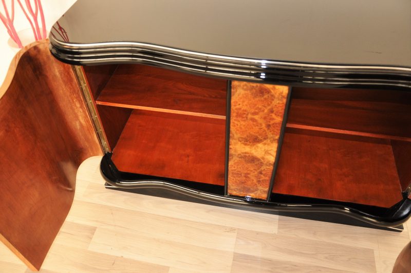 Vintage Art-Deco-Kommode mit Wurzelholzfurnier