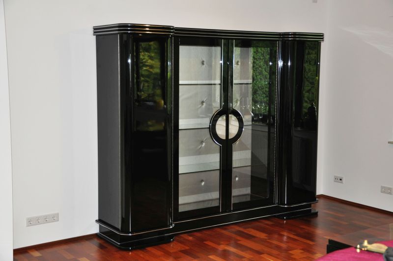 Art Deco Schrank in Hochglanzschwarz