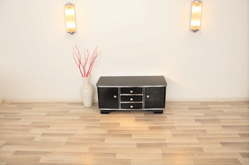 Schwarze, hochglänzende Kommode aus dem Art déco