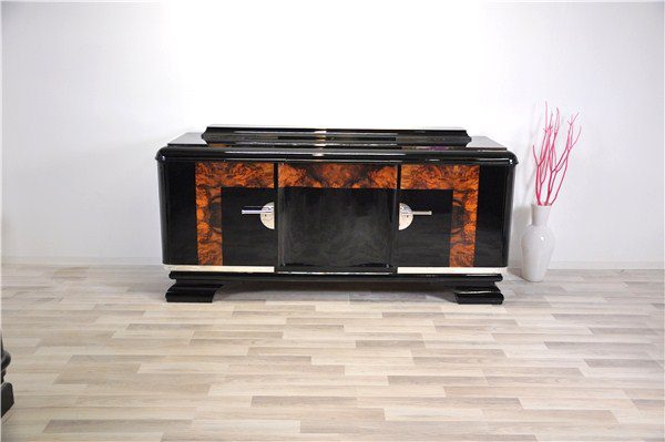 Großes Art-déco-Buffet mit Maserdetails