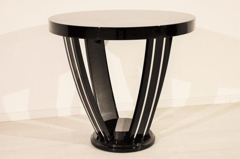 Schwarzer Beistelltisch im Art-Deco-Stil, ca. 1925