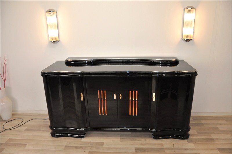 Illuminated Art Deco Sideboard with Serpentine Doors