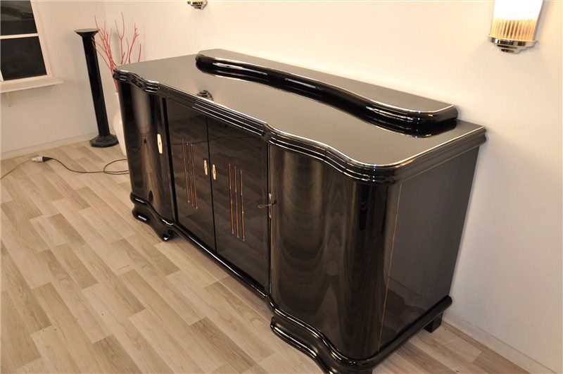 Illuminated Art Deco Sideboard with Serpentine Doors