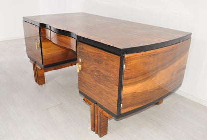 1920er Art Deco Nussbaum Schreibtisch
