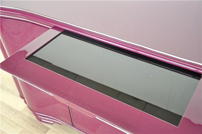 Fliederfarbenes Art-Deco-Sideboard mit Chromgriffen