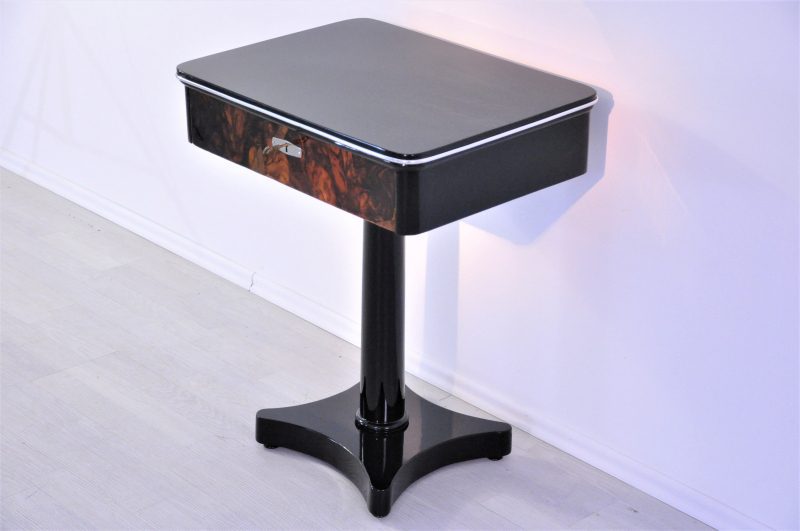 Art-Deco-Konsole mit Walnuss-Schublade