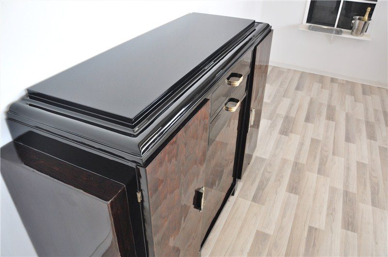 Kleines Art-Deco-Buffet mit Mahagonifurnier