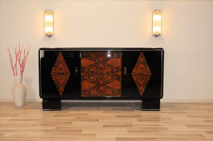 Klassisches Art-Deco-Buffet mit Schachbrettfurnier