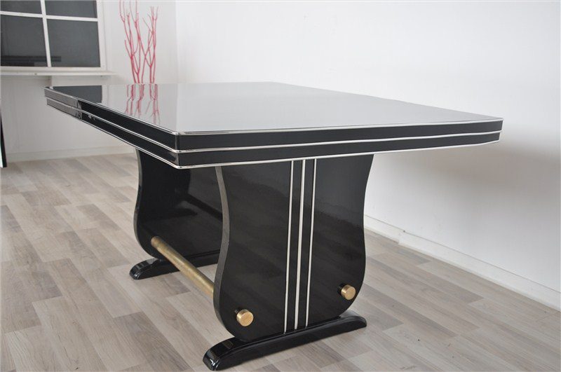 Wohnzimmertisch im Art-déco-Stil mit Messingbeschlägen
