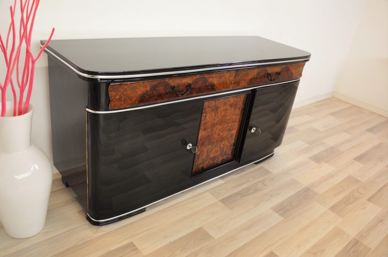Original Art Deco Sideboard mit Nussbaumdetails