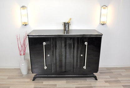 Wundervolles Art Deco Highboard mit Chromgriffen