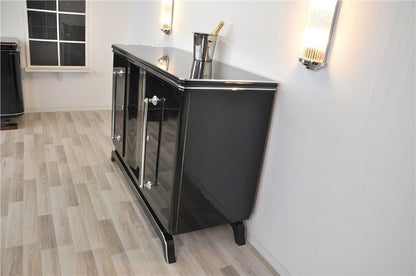Wundervolles Art Deco Highboard mit Chromgriffen