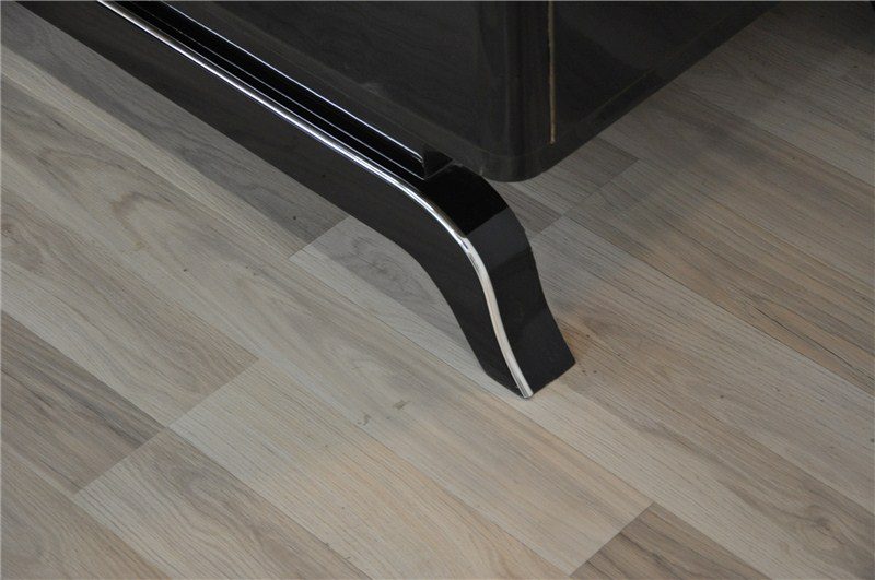Großes Art-Deco-Highboard mit Chromgriffen