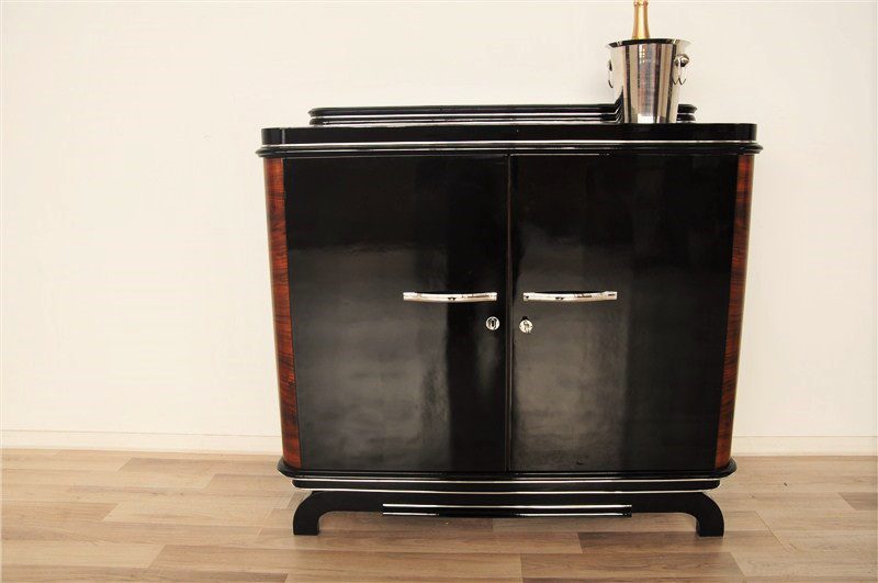 Art Deco Nussbaumkommode