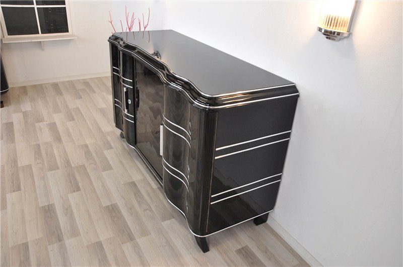 Gebogenes Sideboard im Art-Deco-Stil in Hochglanzschwarz