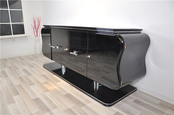 Gebogene Anrichte oder Sideboard im Art-Deco-Stil