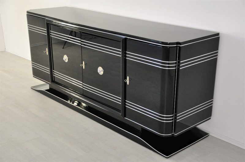 XXL Art Deco Chromliner mit rotem Barfach