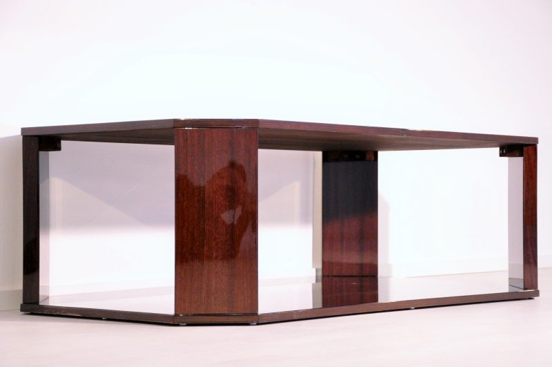 Art Deco Couchtisch mit Applikationen in Elfenbeinfarbe
