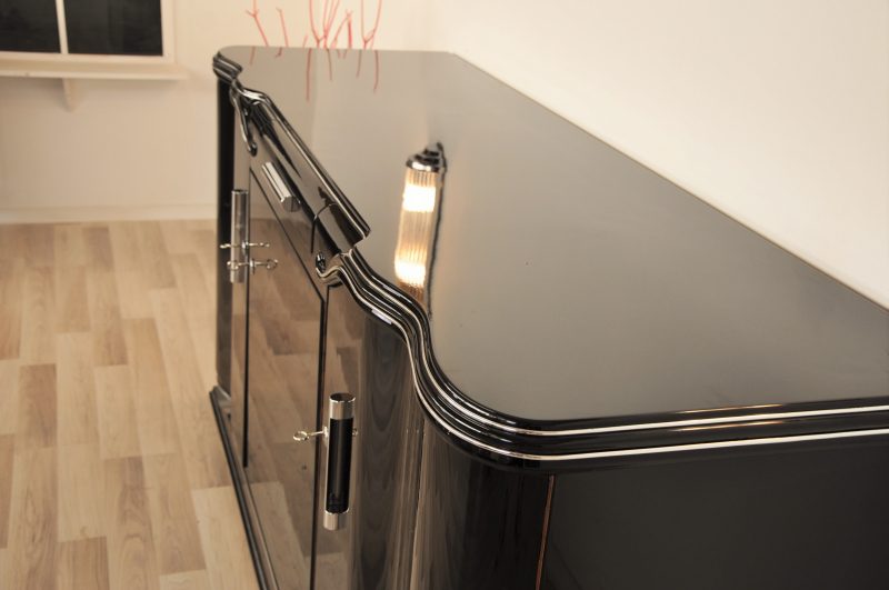 Design Sideboard aus der Art Deco Ära