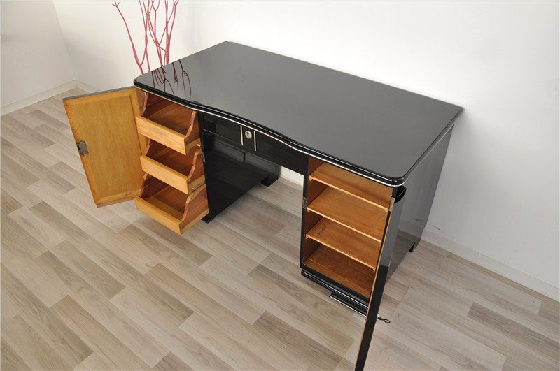 Kleiner Art Deco Schreibtisch