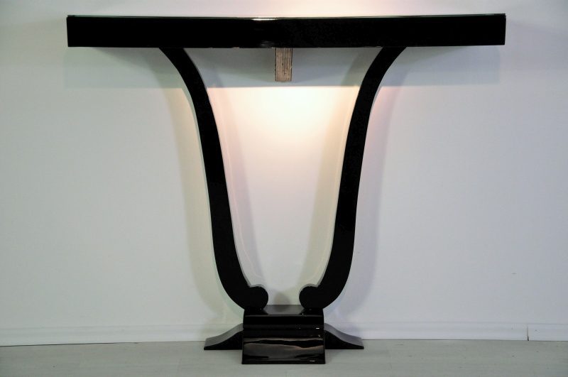 Art Deco Konsole in Lyraform