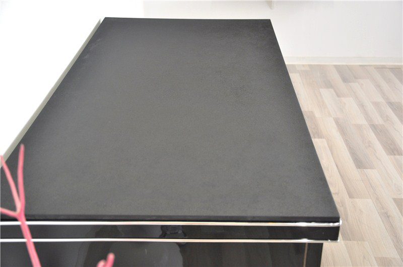Belgischer schwarzer Art Deco Schreibtisch mit Lederplatte