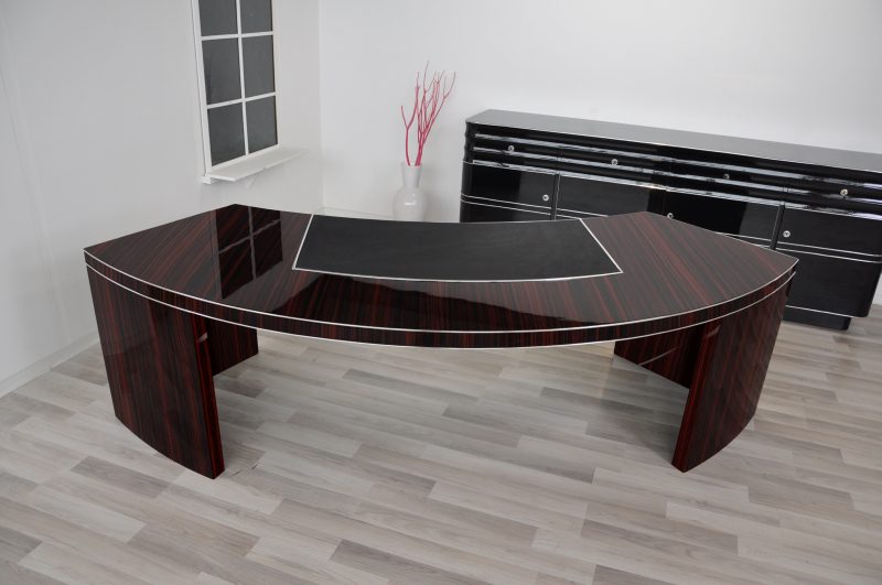 XXL Bauhaus Desk with a Macassar Veneer