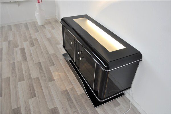 Schwarze Art-Deco-Kommode mit Beleuchtung