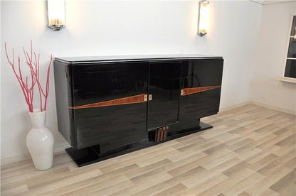 Schwebendes Art-Deco-Buffet mit edlen Holzdetails