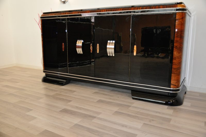 Französisches Art-Deco-Sideboard mit Klavierlack und Mahagoni-Verzierungen