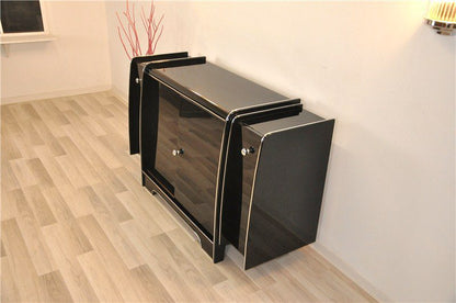 Außergewöhnliches Sideboard mit Barauszügen