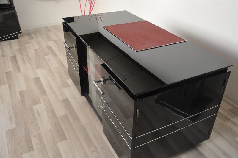 Französischer Art Deco Schreibtisch mit Alcantara Akzenten