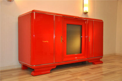 Rotes Art Deco Buffet mit wundervollem Farbton