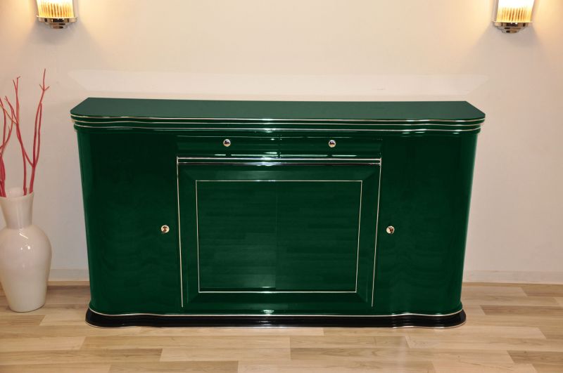Elegantes britisches Sideboard in Hochglanzgrün