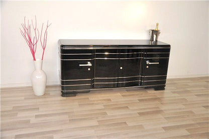 Großes Sideboard im Art-déco-Stil mit Chromstangen