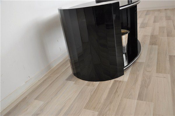 Ovaler Art Deco Couchtisch