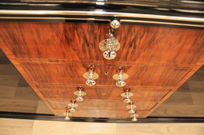 Großes Sideboard im Art-Deco-Stil mit Schubladen aus Walnussholz