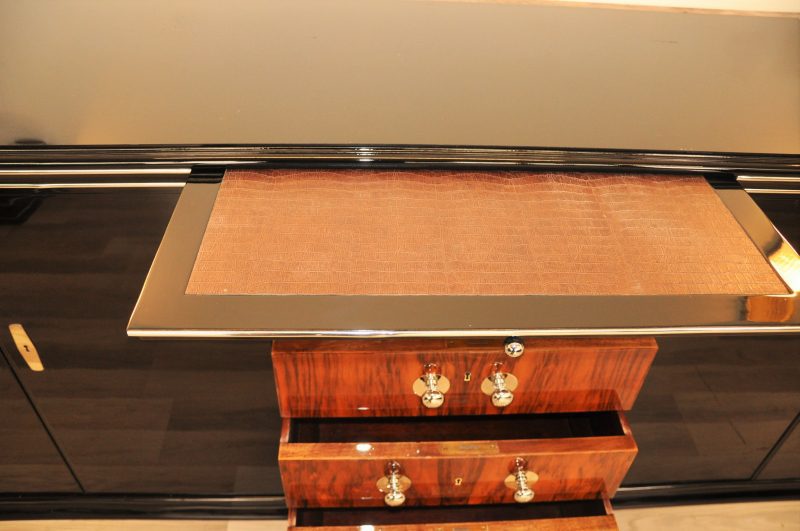 Großes Art Deco Sideboard mit Wurzelholz Schubladen