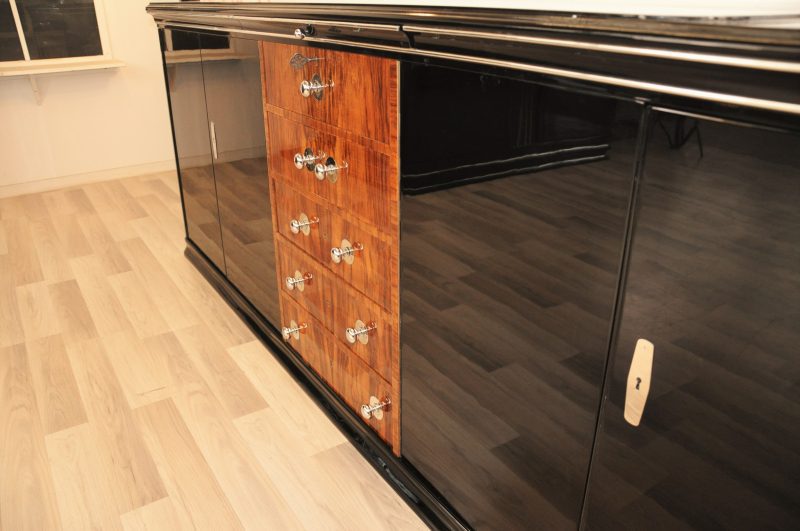 Großes Art Deco Sideboard mit Wurzelholz Schubladen