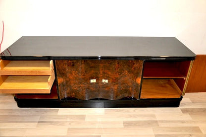 Art-Deco-Lowboard mit dunklem Wurzelholzfurnier
