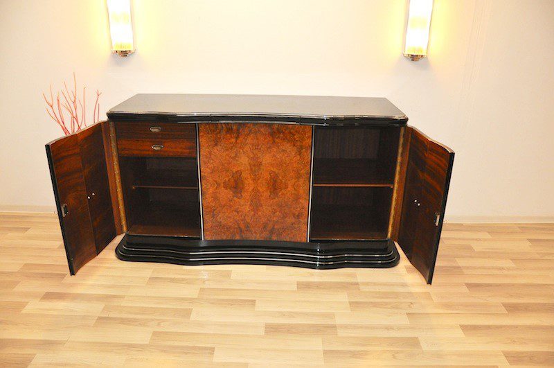 Geschwungenes Sideboard aus der Art Deco Ära